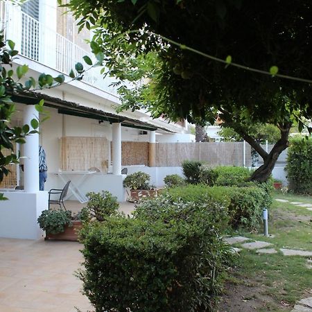 Agenzia Isotur Villa Olimpia Ponza Exterior photo